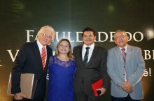 FVJ homenageia o presidente da OAB Ceará