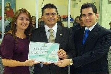 Valdetário Monteiro recebe o título de cidadão de Tauá