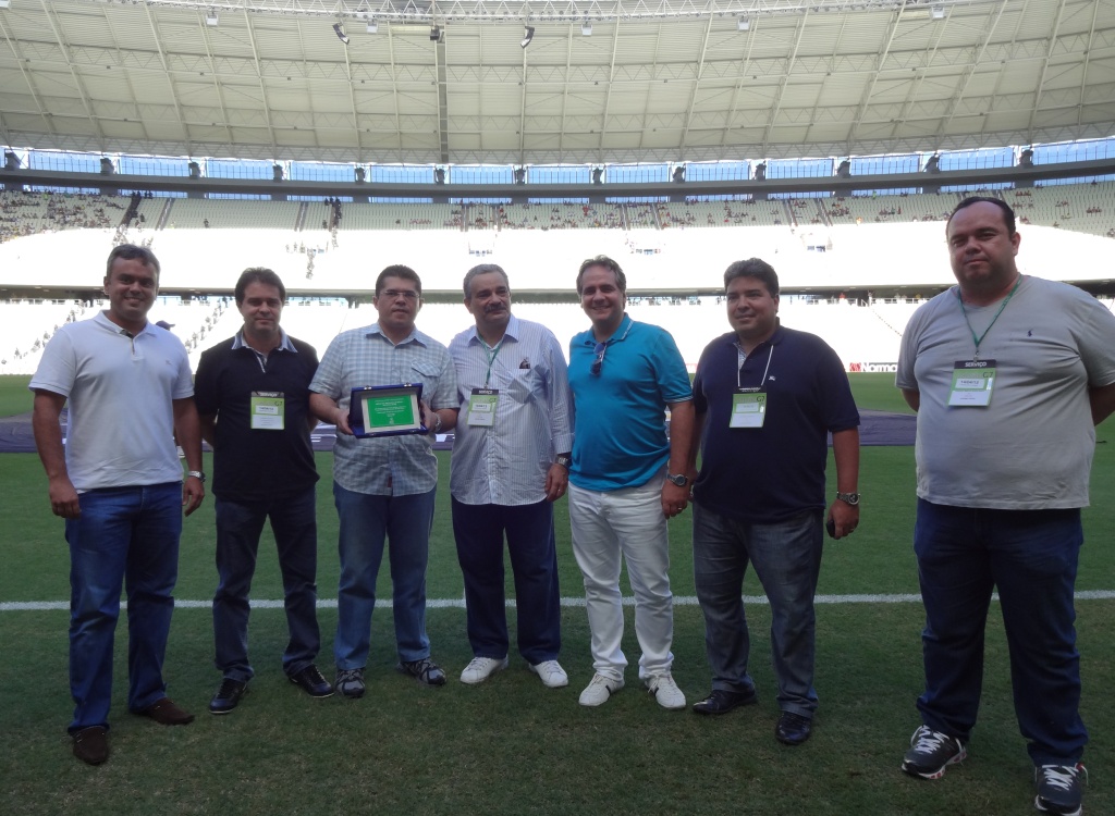 OAB-CE recebe homenagem da Federação Cearense de Futebol