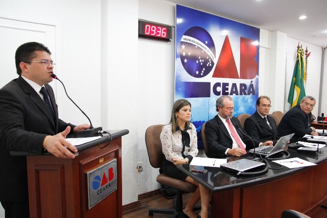 Audiência pública aborda futuro do ensino jurídico no Ceará