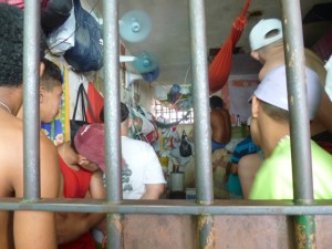 OAB-CE visita cadeia pública de Aracati