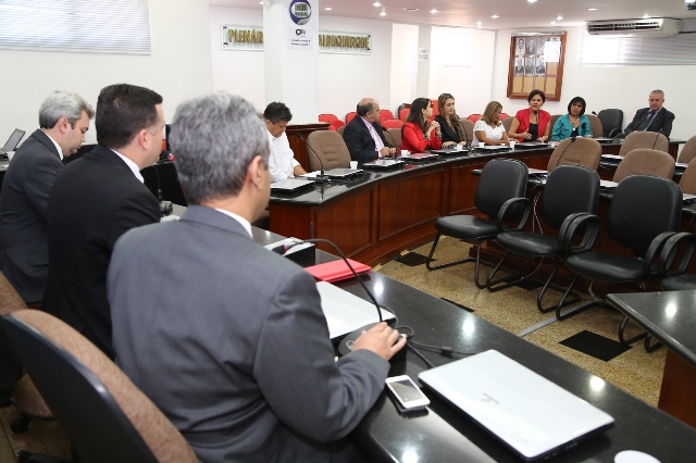 OAB-CE empossa delegados da Região Metropolitana