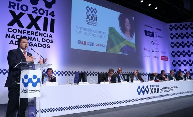 Presidente Valdetário aborda situação do judiciário em painel na Conferência Nacional