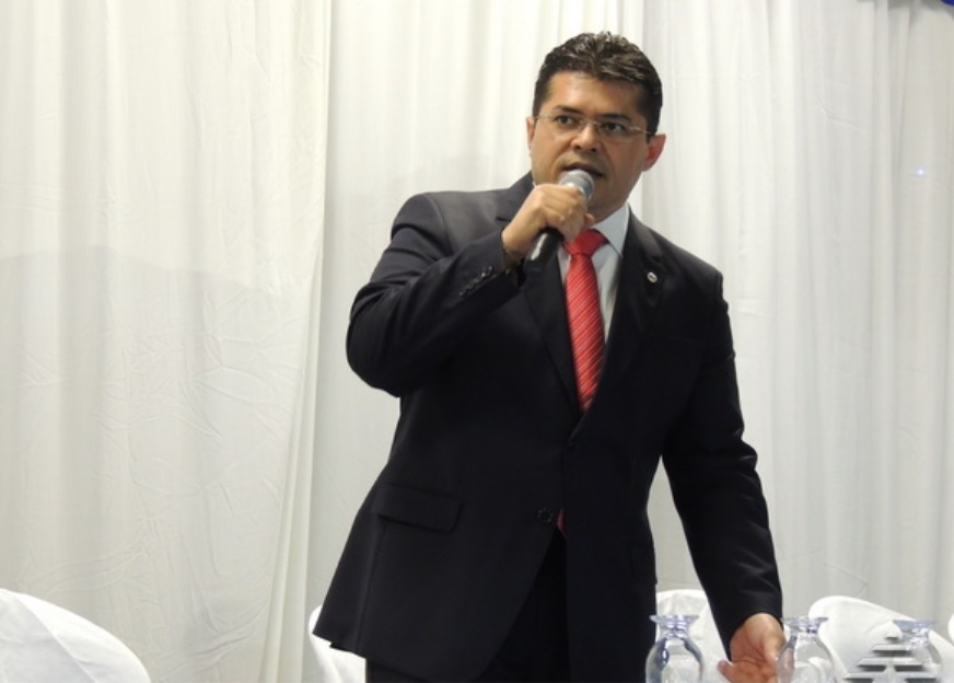 Valdetário Monteiro participa de evento jurídico em Juazeiro do Norte
