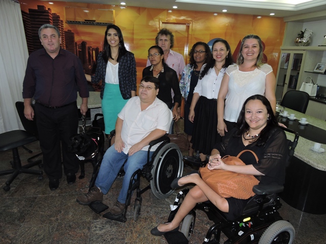 Reunião discute fortalecimento de políticas públicas para pessoas com deficiência